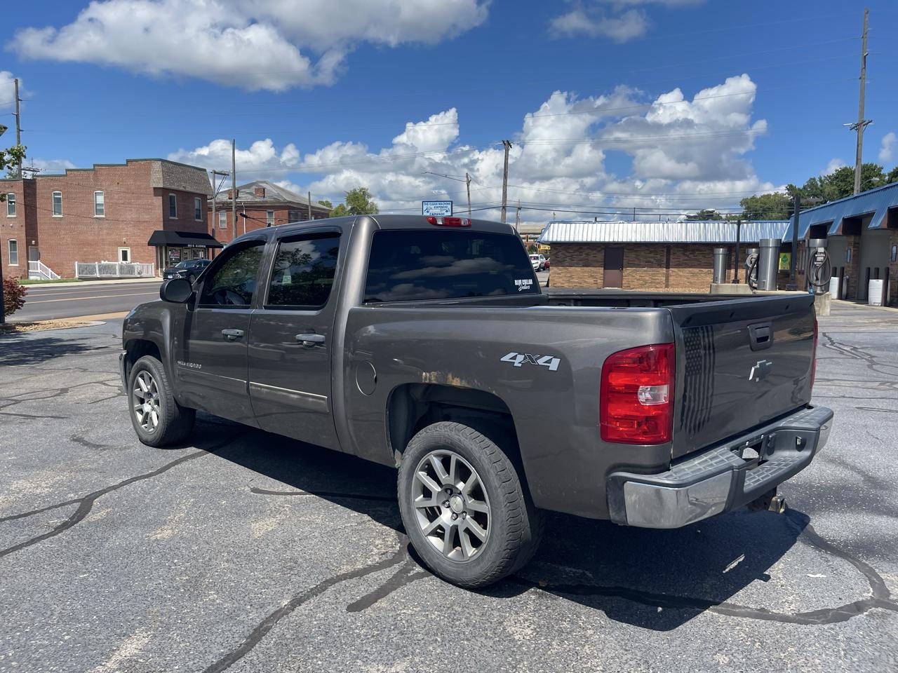Chevrolet Silverado 1500 1LT Crew Cab 4WD 2013