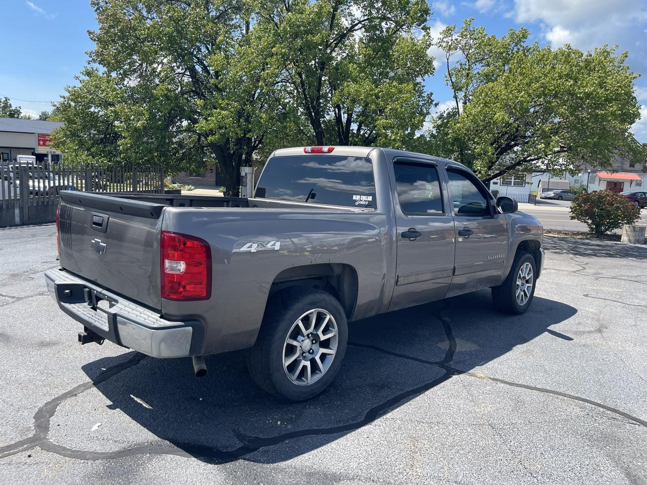 Chevrolet Silverado 1500 1LT Crew Cab 4WD 2013