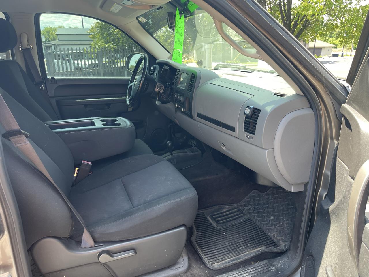 Chevrolet Silverado 1500 1LT Crew Cab 4WD 2013