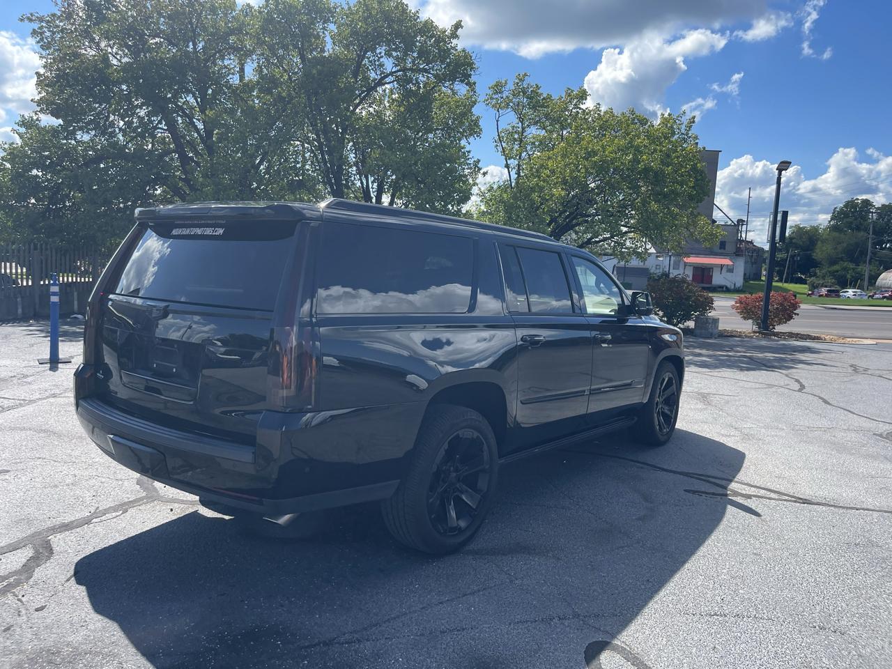 Cadillac Escalade ESV Platinum 4WD 2020