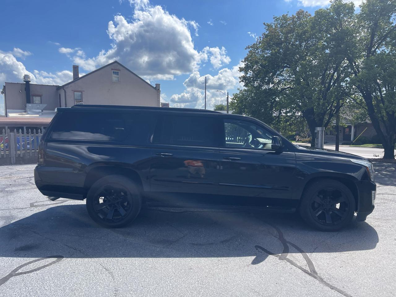 Cadillac Escalade ESV Platinum 4WD 2020