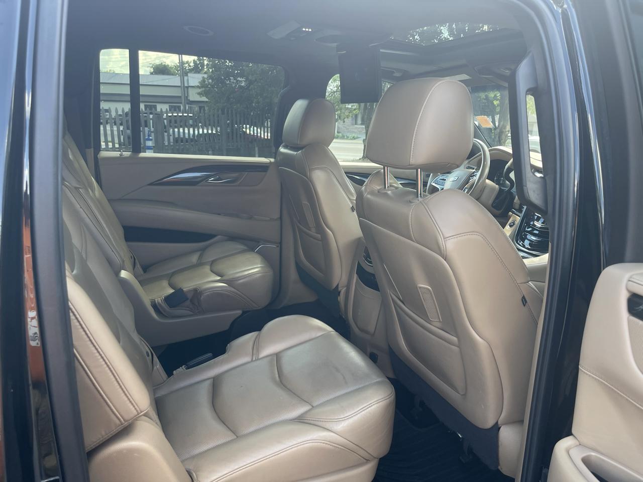 Cadillac Escalade ESV Platinum 4WD 2020