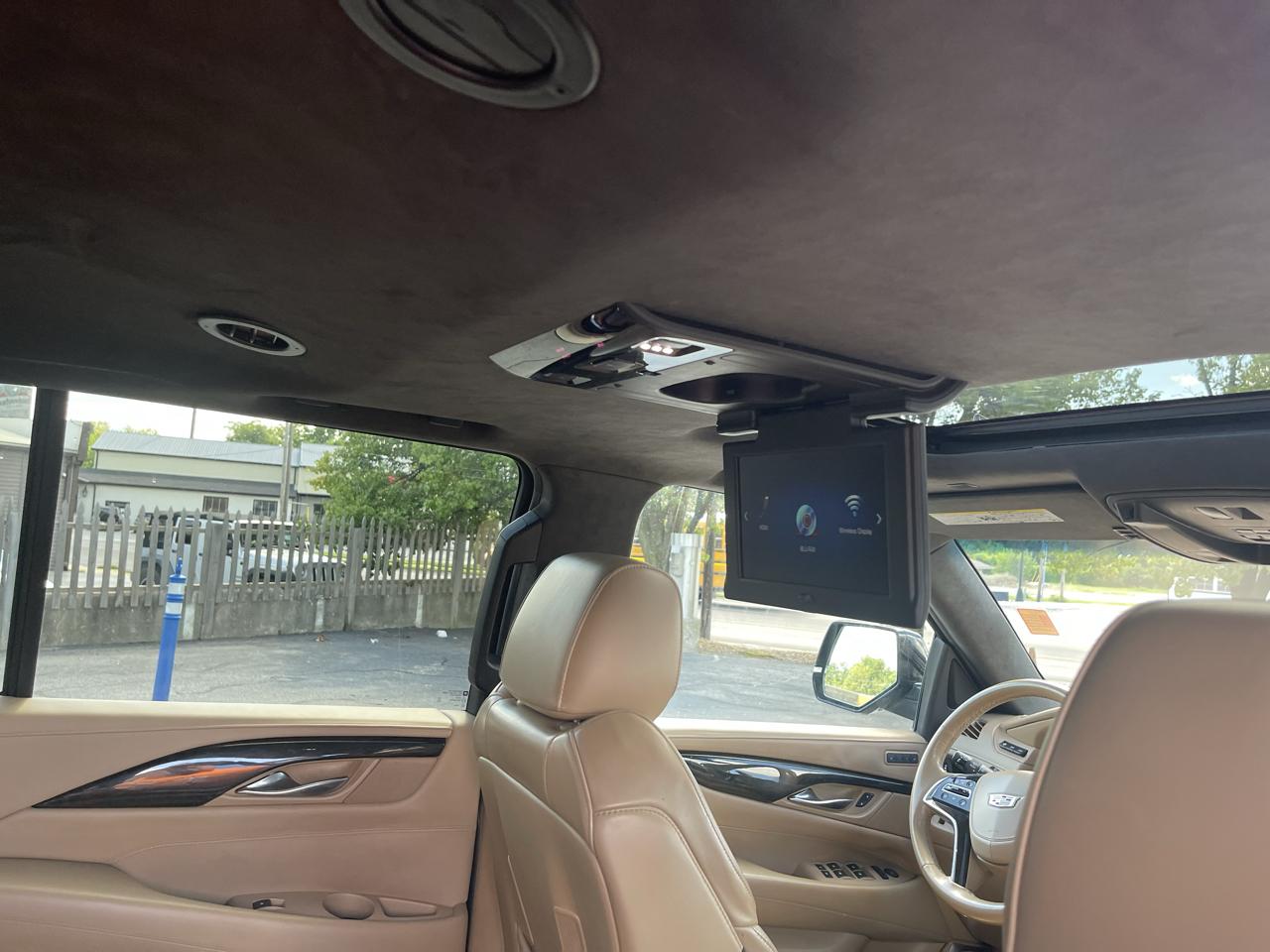 Cadillac Escalade ESV Platinum 4WD 2020