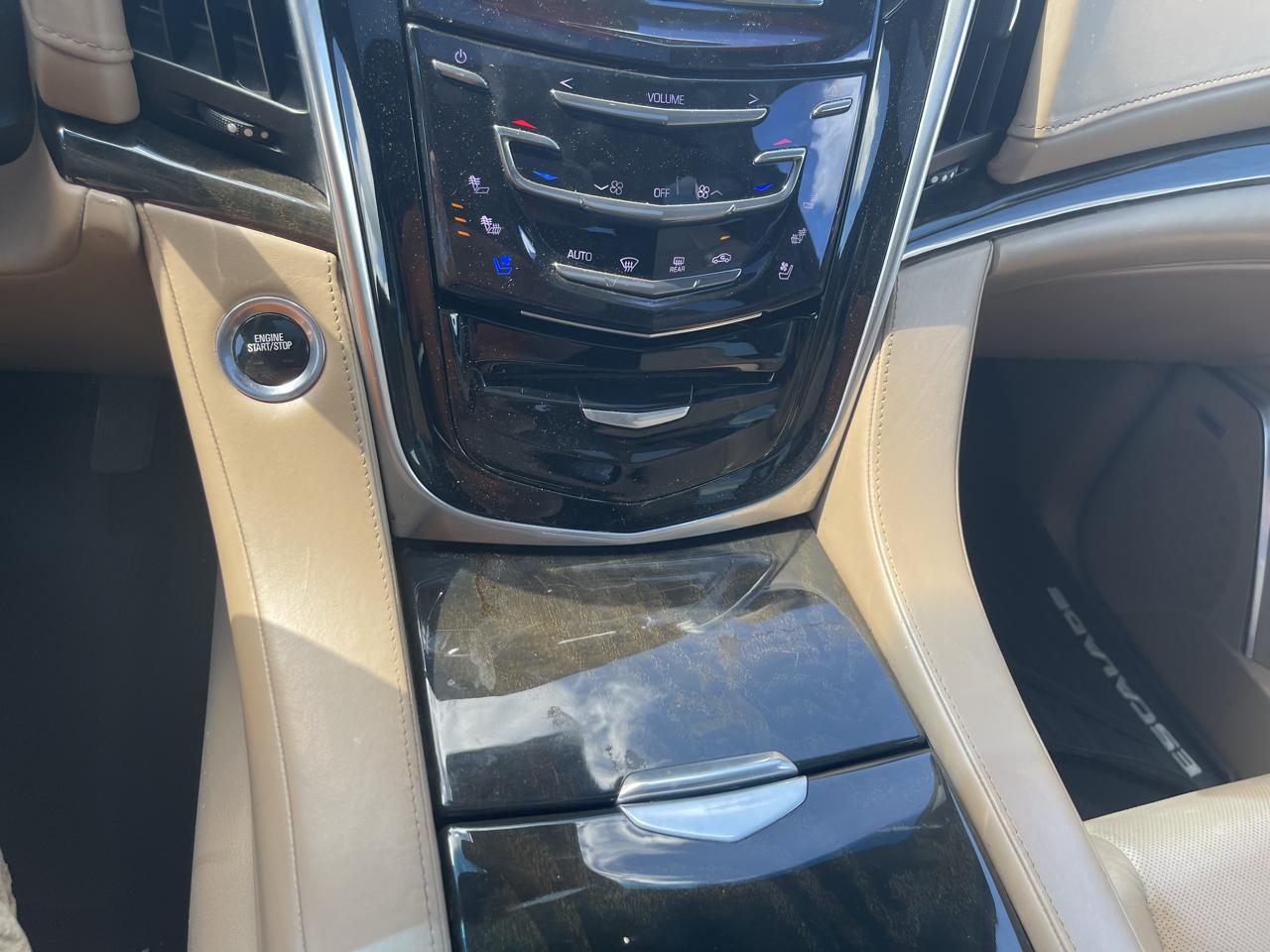 Cadillac Escalade ESV Platinum 4WD 2020
