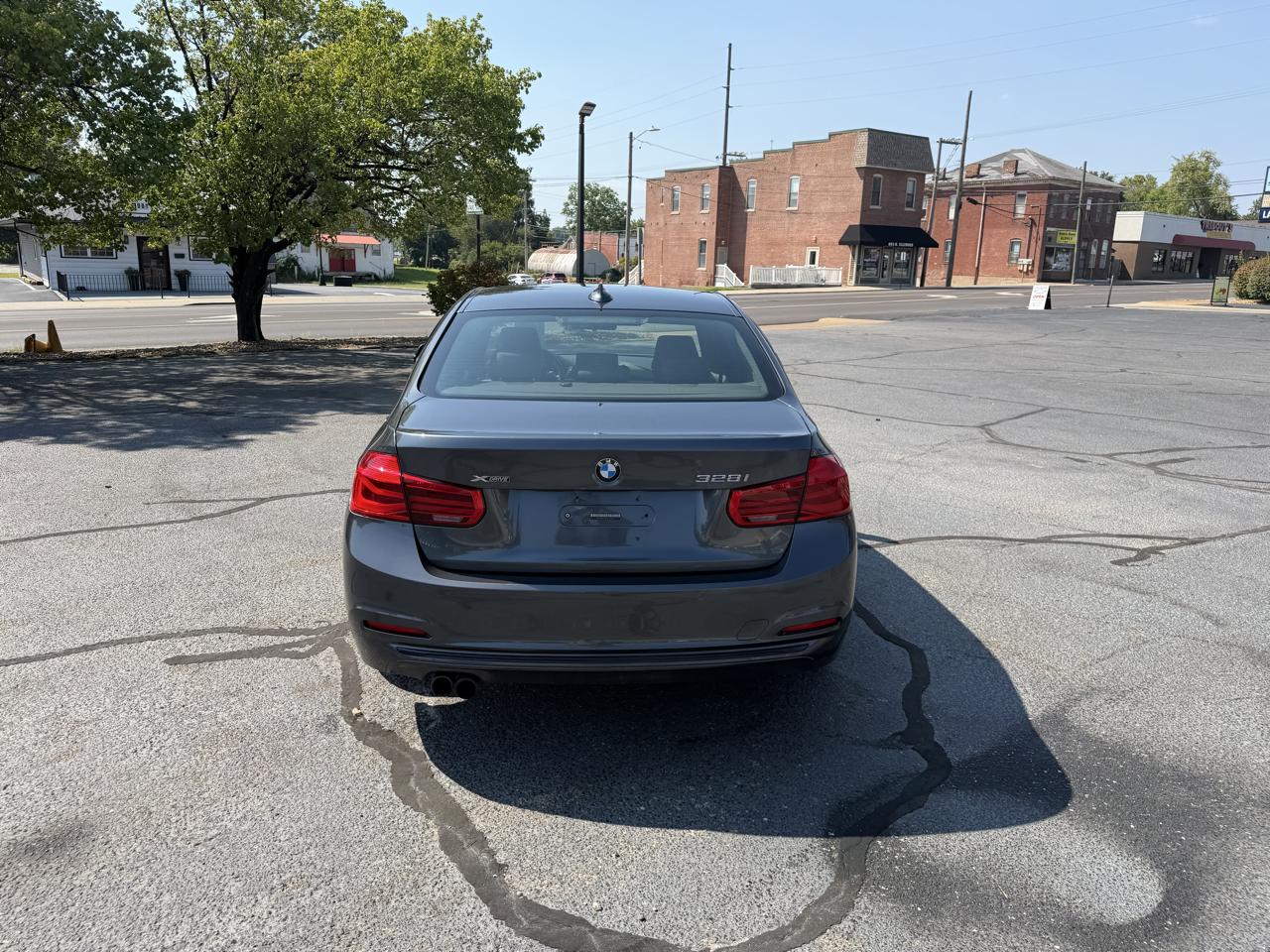 BMW 3-Series 328i xDrive Sedan 2016