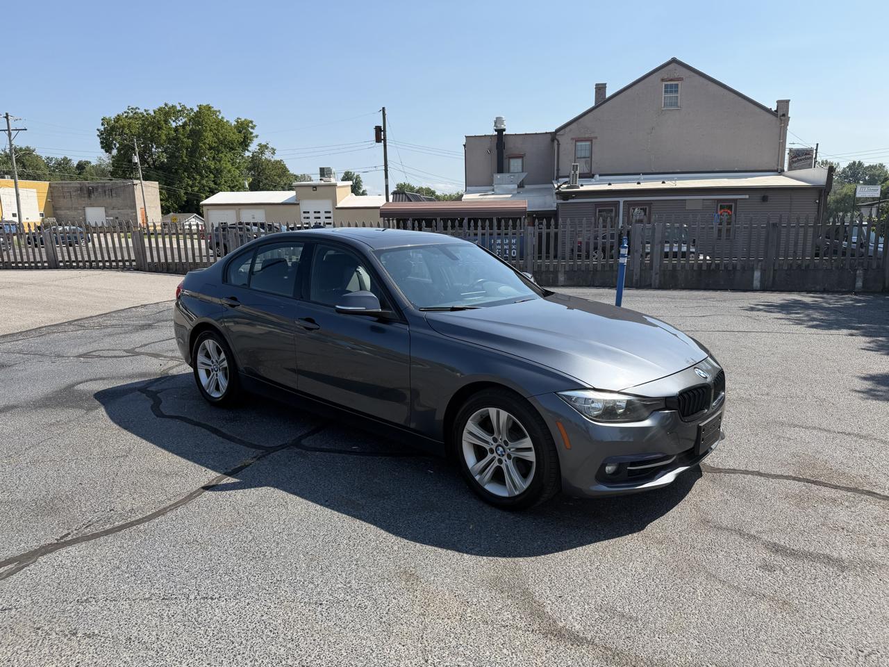 BMW 3-Series 328i xDrive Sedan 2016