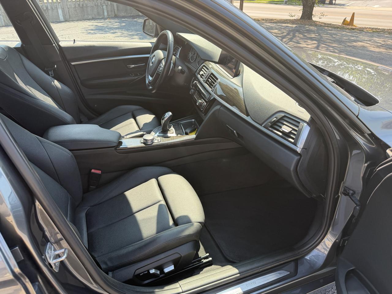 BMW 3-Series 328i xDrive Sedan 2016