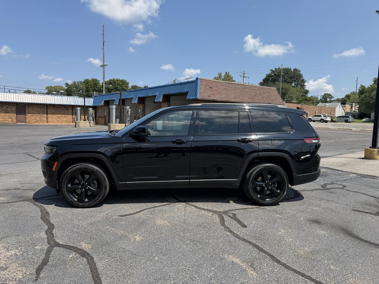 Jeep Grand Cherokee L Laredo 4WD 2022