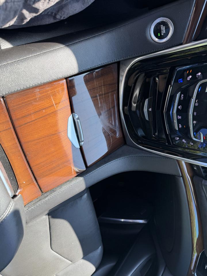 Cadillac Escalade ESV Luxury 4WD 2017