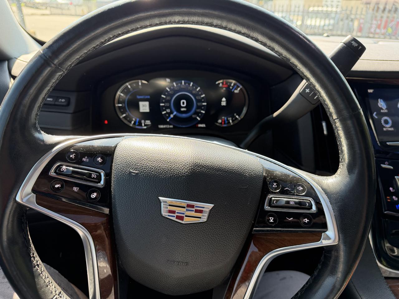 Cadillac Escalade ESV Luxury 4WD 2017