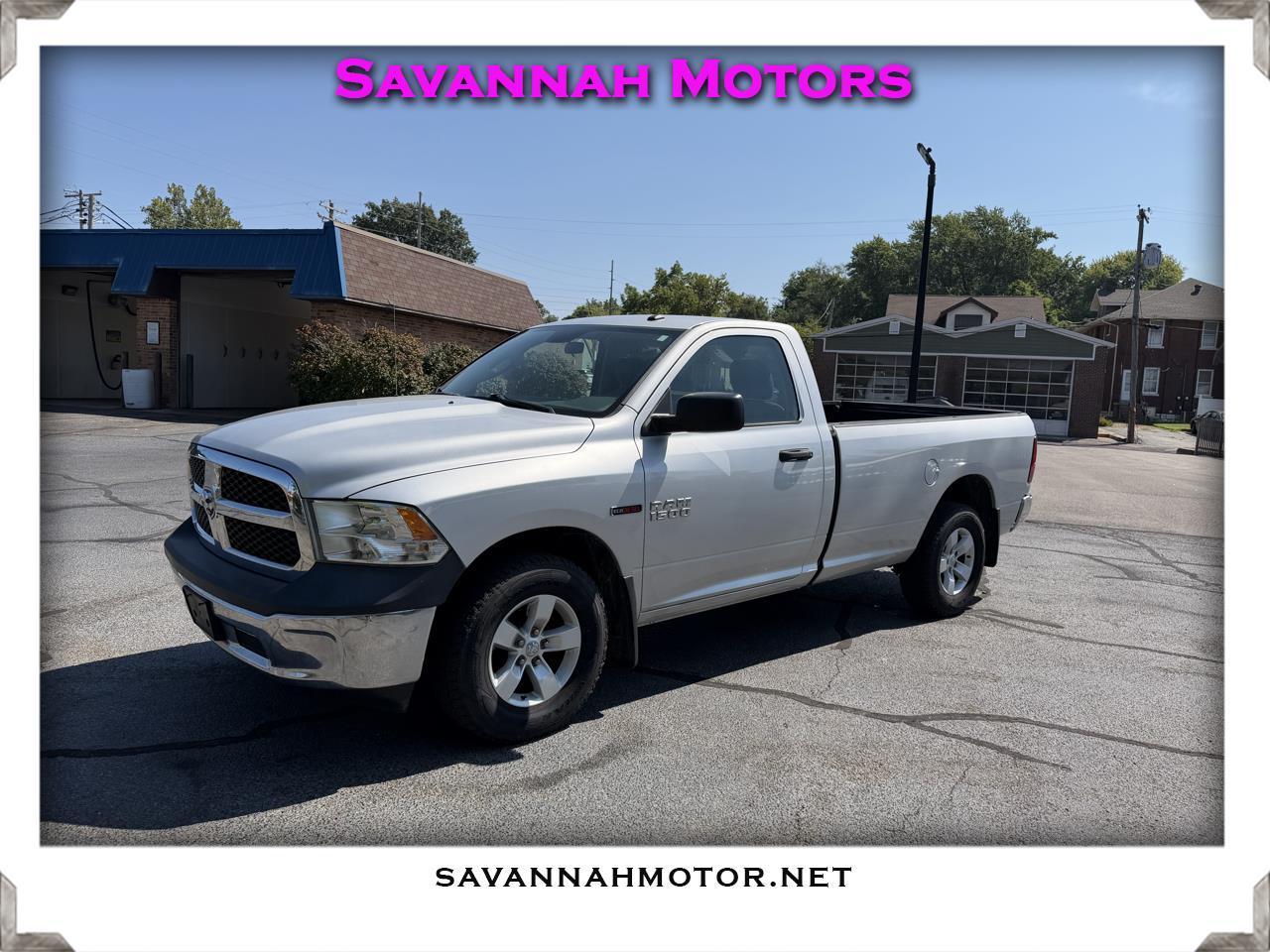 RAM 1500 4WD Reg Cab 140.5" SLT 2014