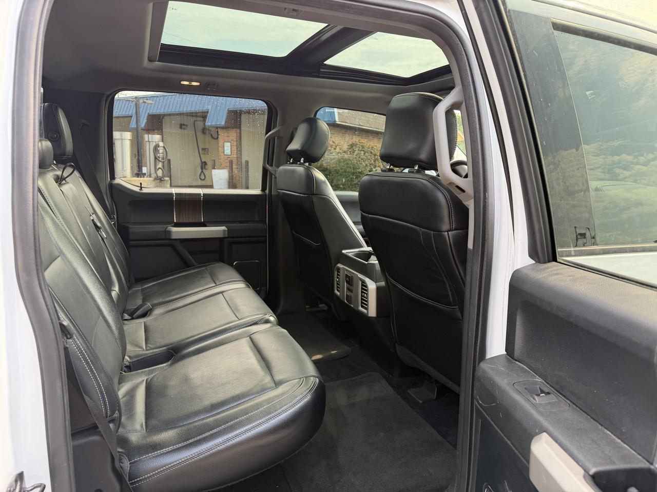 Ford F-150 4WD SuperCrew 139" Lariat 2015