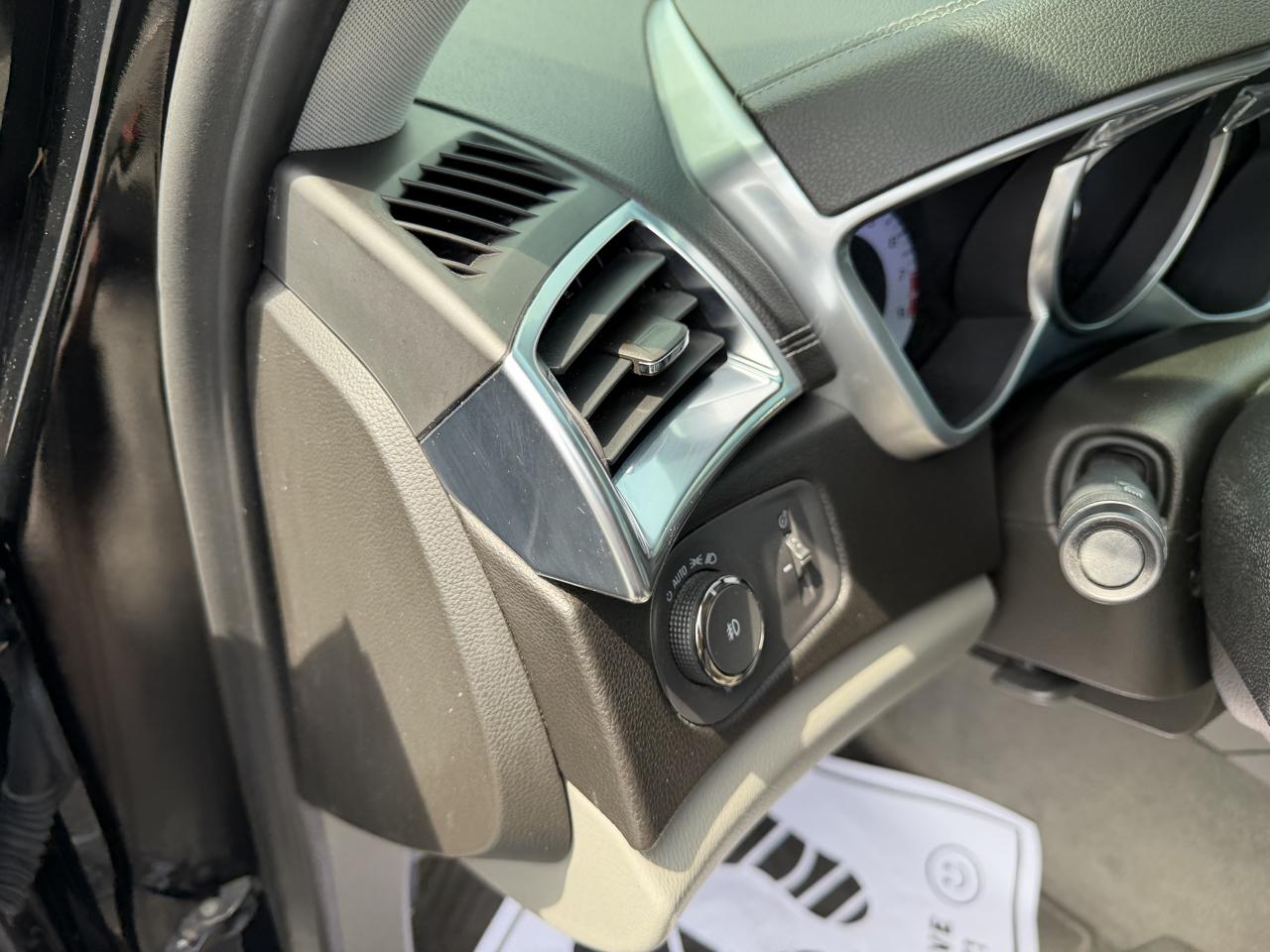Cadillac SRX Performance 2012