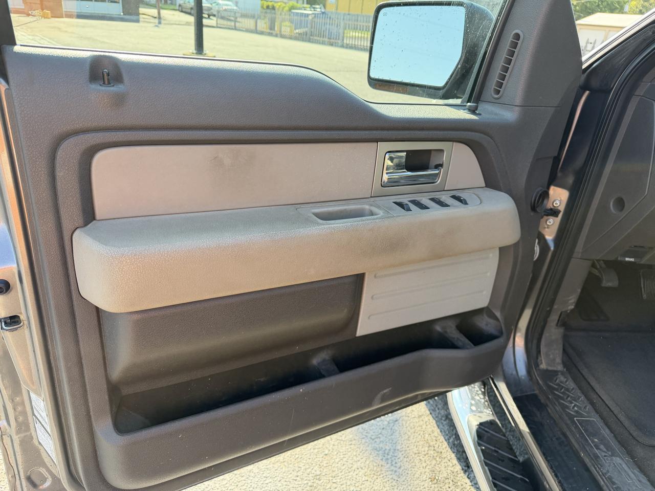 Ford F-150 4WD SuperCrew 145" XLT 2010
