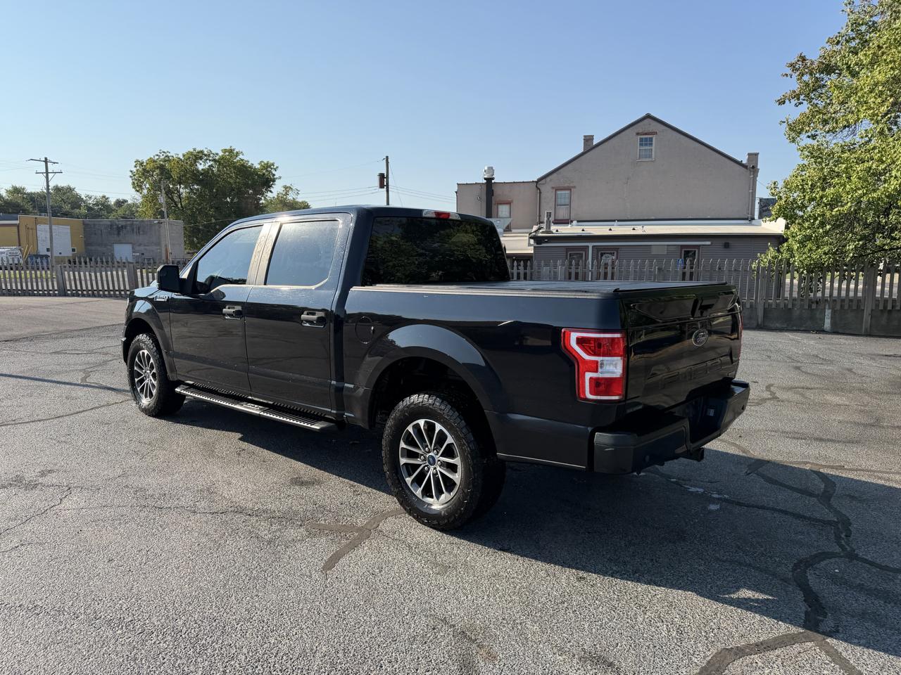 Ford F-150 4WD SuperCrew 139" XL 2020