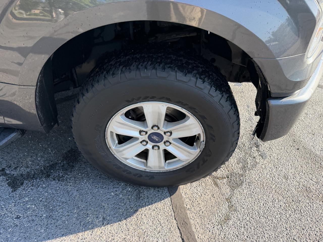 Ford F-150 4WD SuperCab 145" XL 2015