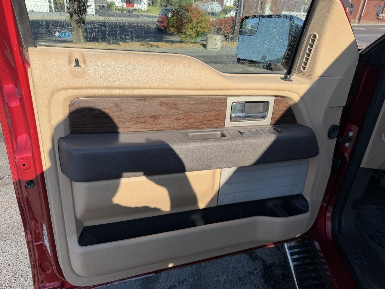Ford F-150 4WD SuperCrew 139" Lariat 2013