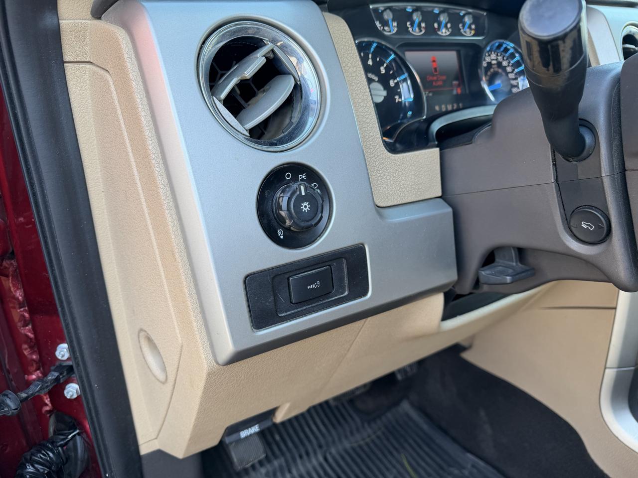 Ford F-150 4WD SuperCrew 139" Lariat 2013