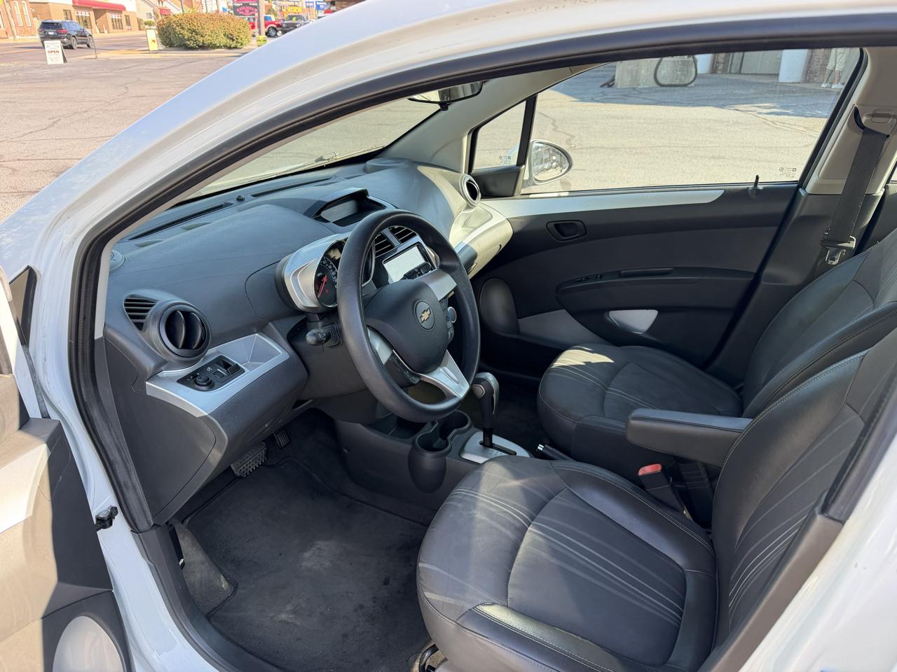Chevrolet Spark 1LT Auto 2014