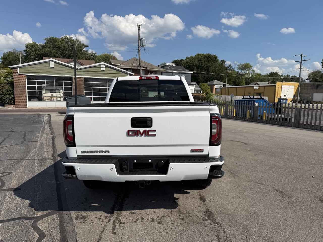 GMC Sierra 1500 4WD Crew Cab 147" Elevation 2016
