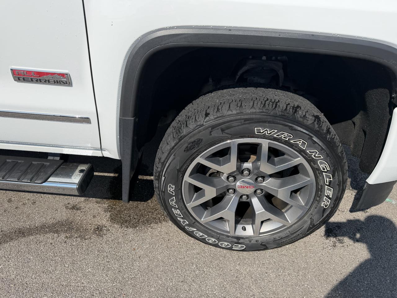 GMC Sierra 1500 4WD Crew Cab 147" Elevation 2016