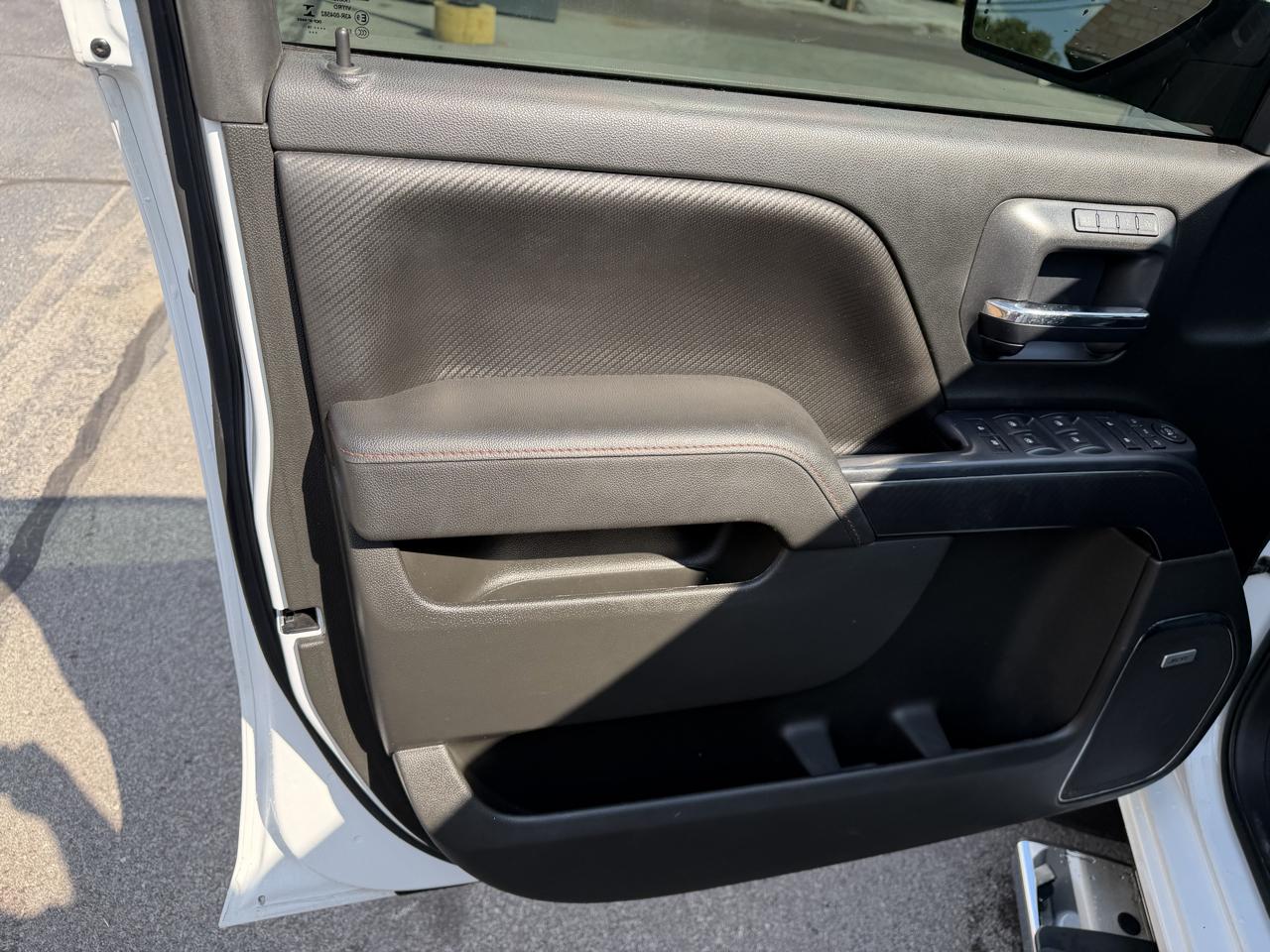GMC Sierra 1500 4WD Crew Cab 147" Elevation 2016