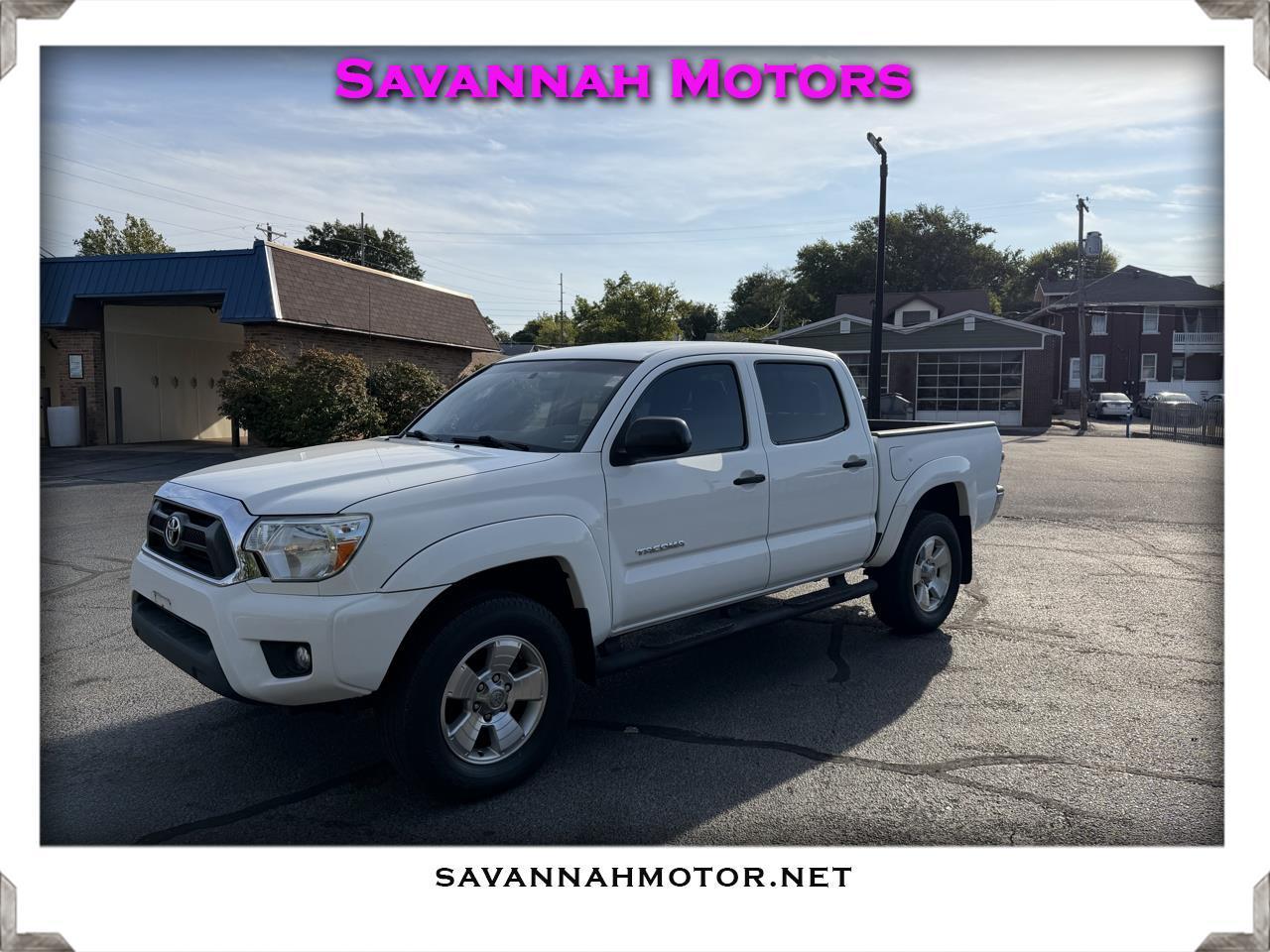 Toyota Tacoma PreRunner Double Cab V6 5AT 2WD 2015