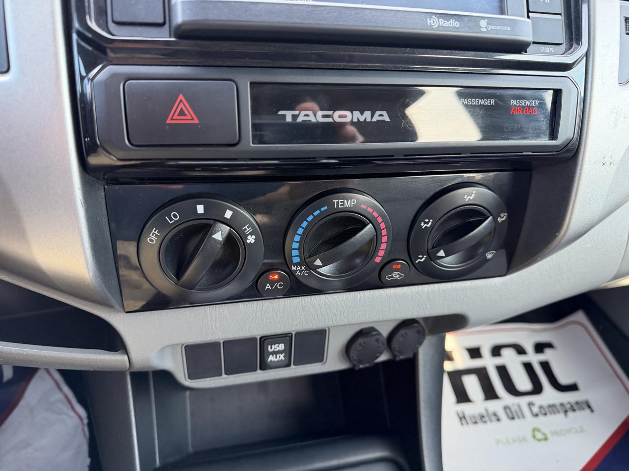 Toyota Tacoma PreRunner Double Cab V6 5AT 2WD 2015