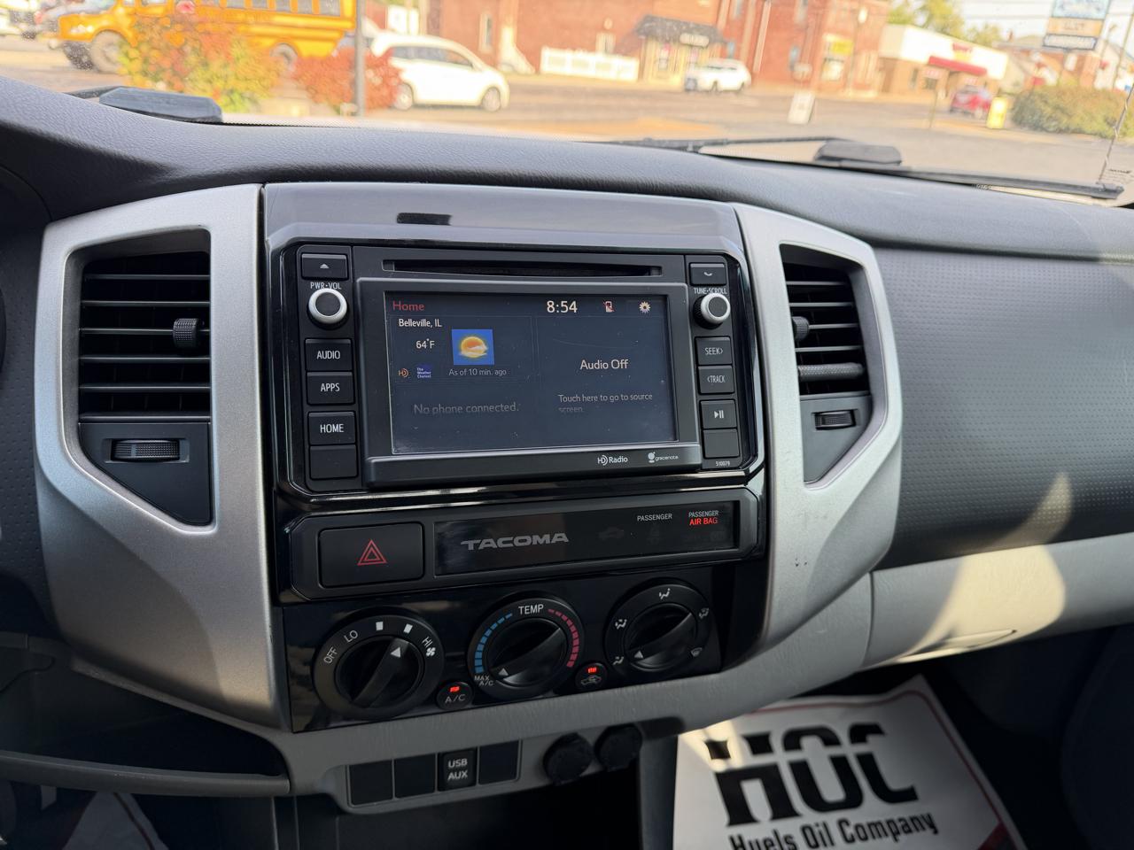 Toyota Tacoma PreRunner Double Cab V6 5AT 2WD 2015