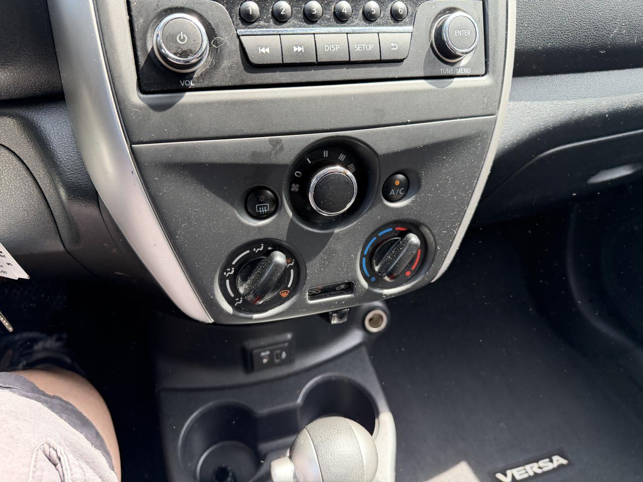 Nissan Versa 1.6 S 5M 2018