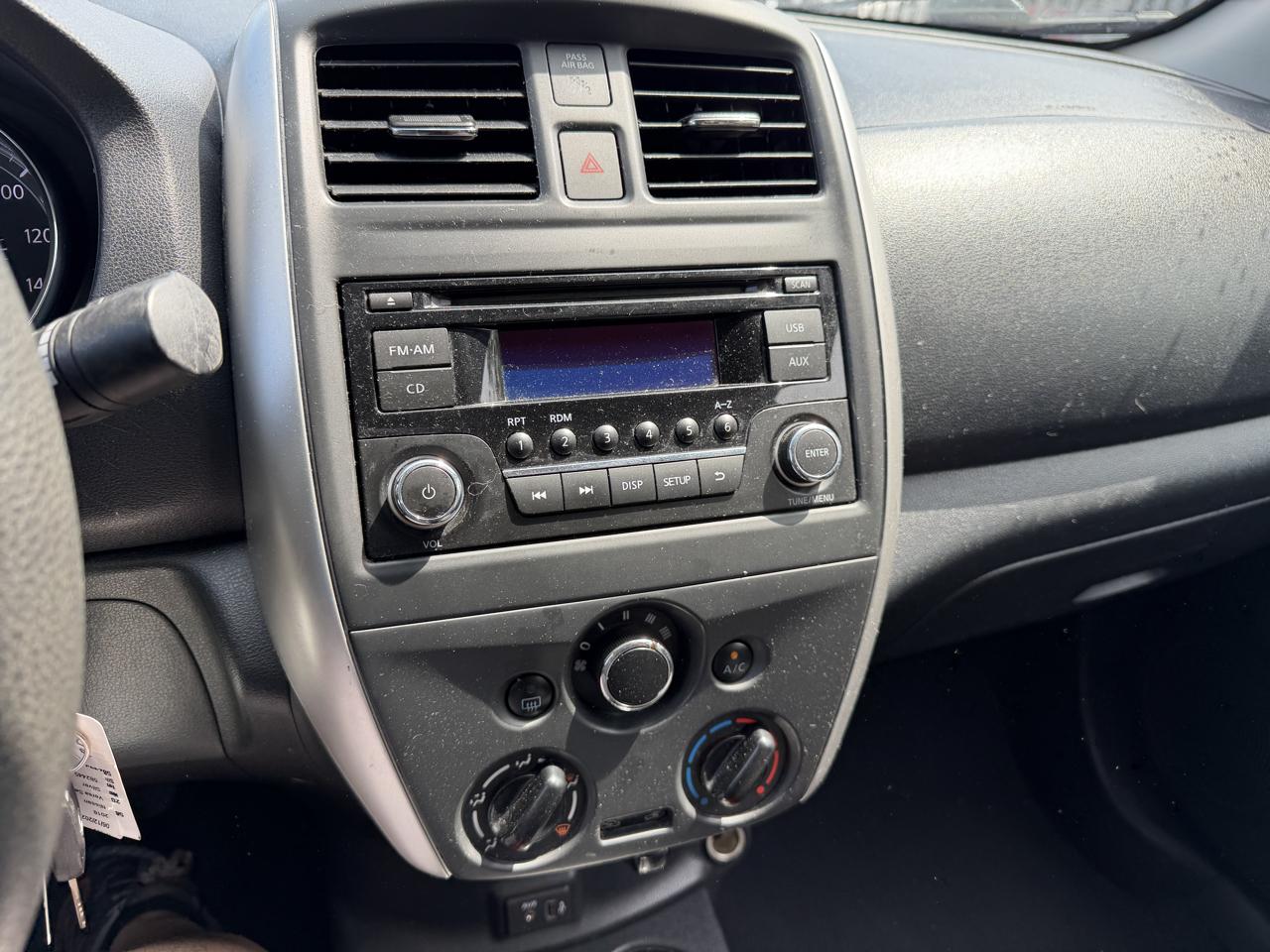 Nissan Versa 1.6 S 5M 2018