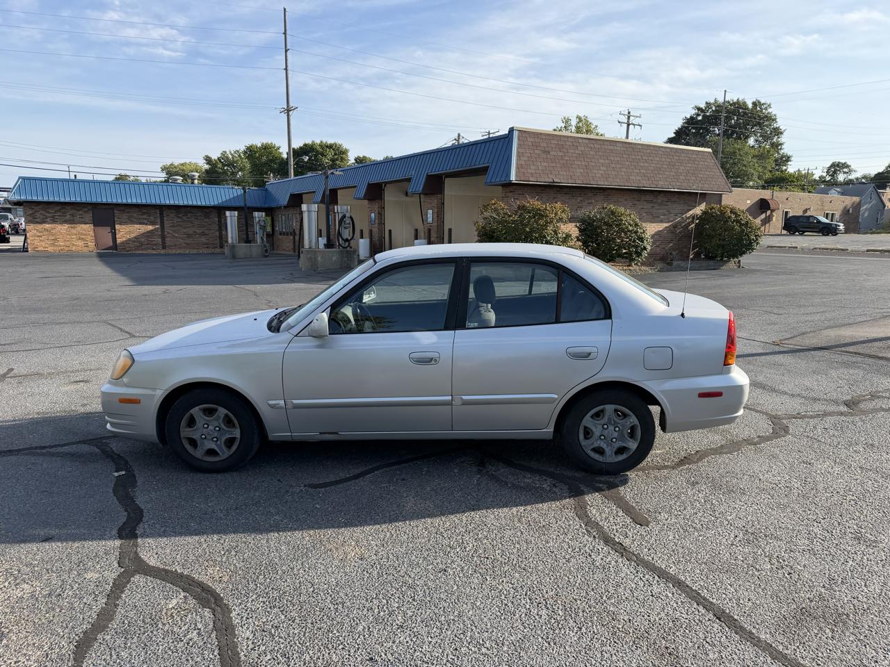 Hyundai Accent GLS 4-Door 2005