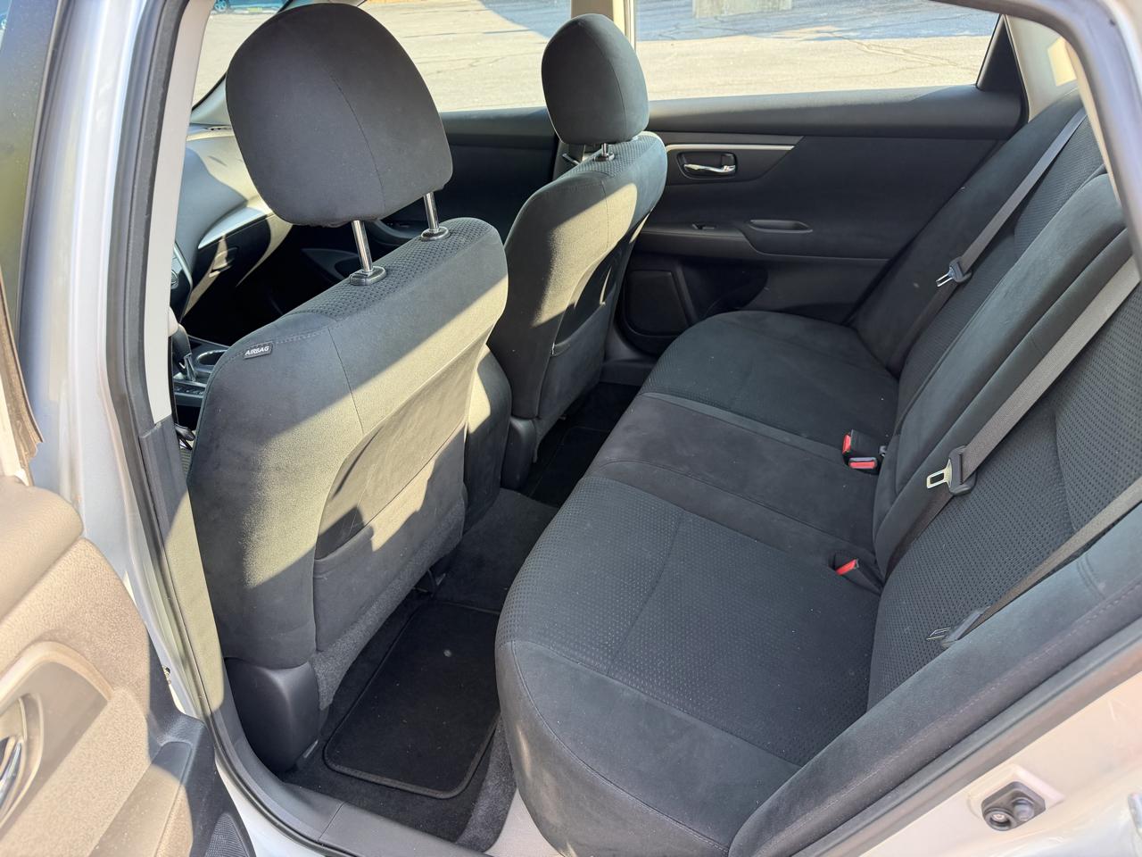 Nissan Altima 2.5 SV 2015