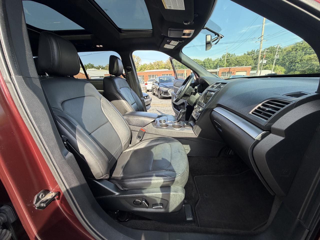 Ford Explorer 4dr XLT 2018