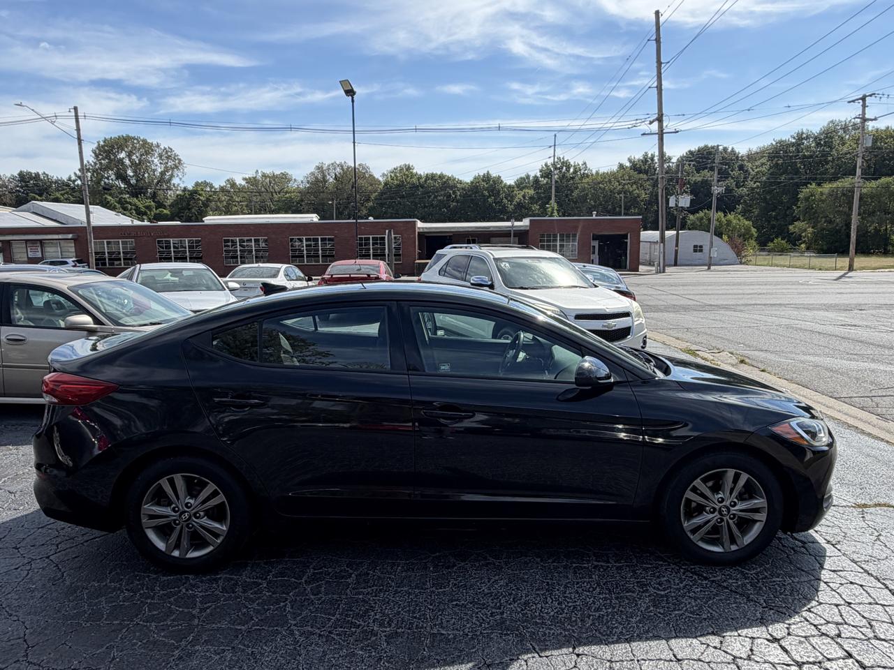 Hyundai Elantra 4dr Sdn Auto 2017