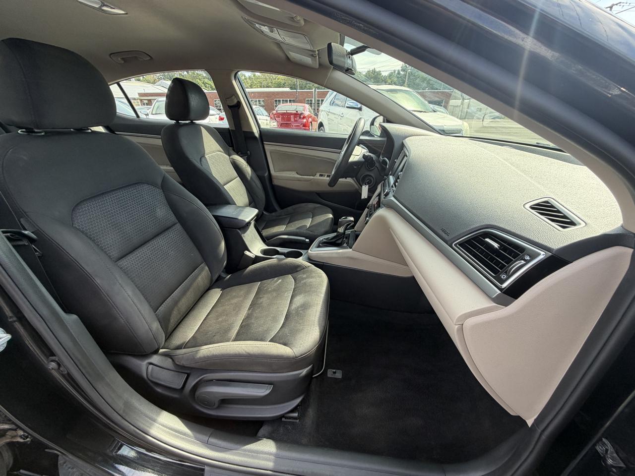 Hyundai Elantra 4dr Sdn Auto 2017