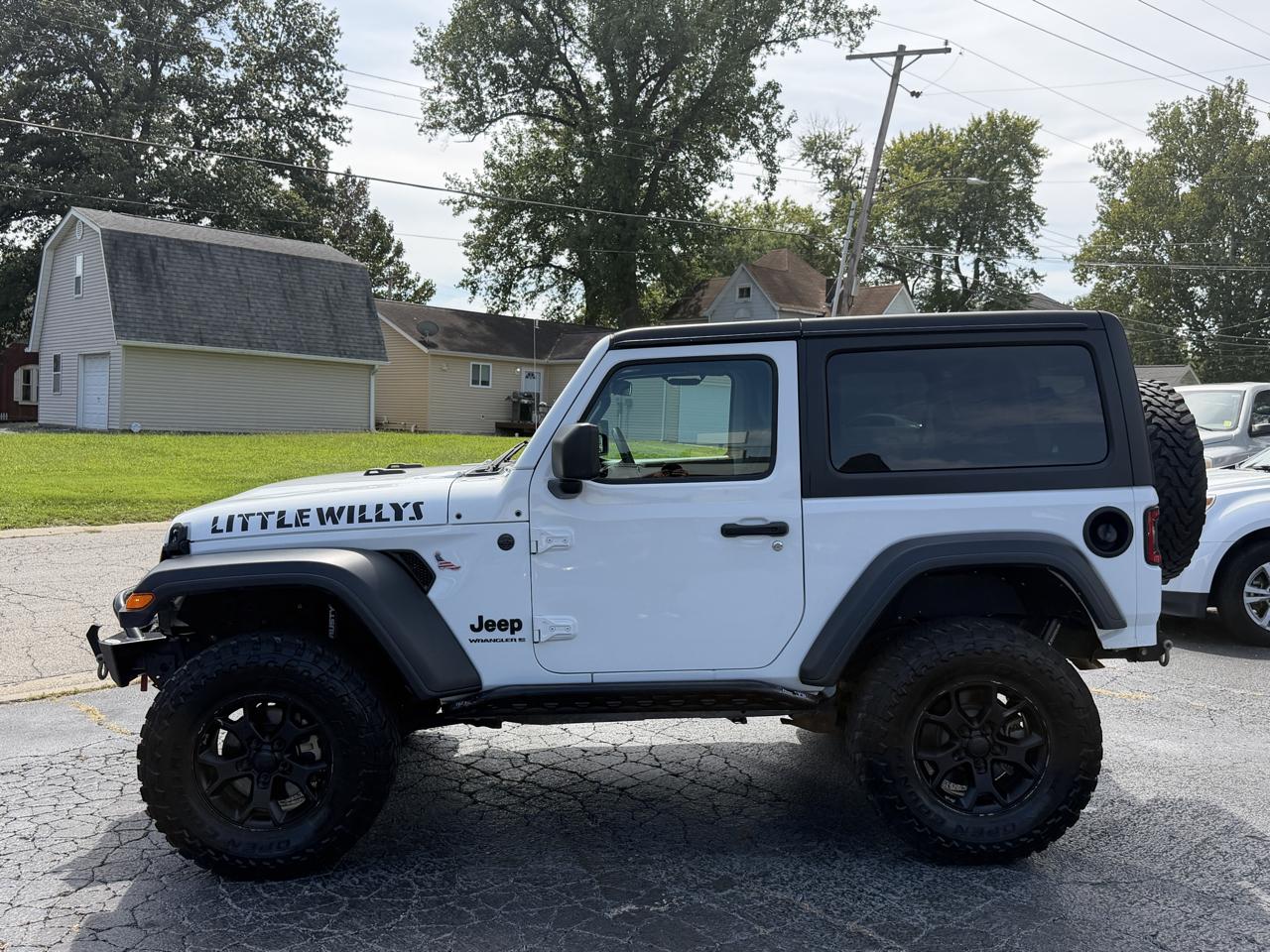 Jeep Wrangler Unlimited Sport 2023