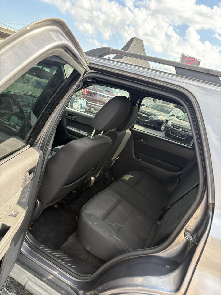 Ford Escape XLT FWD V6 2009