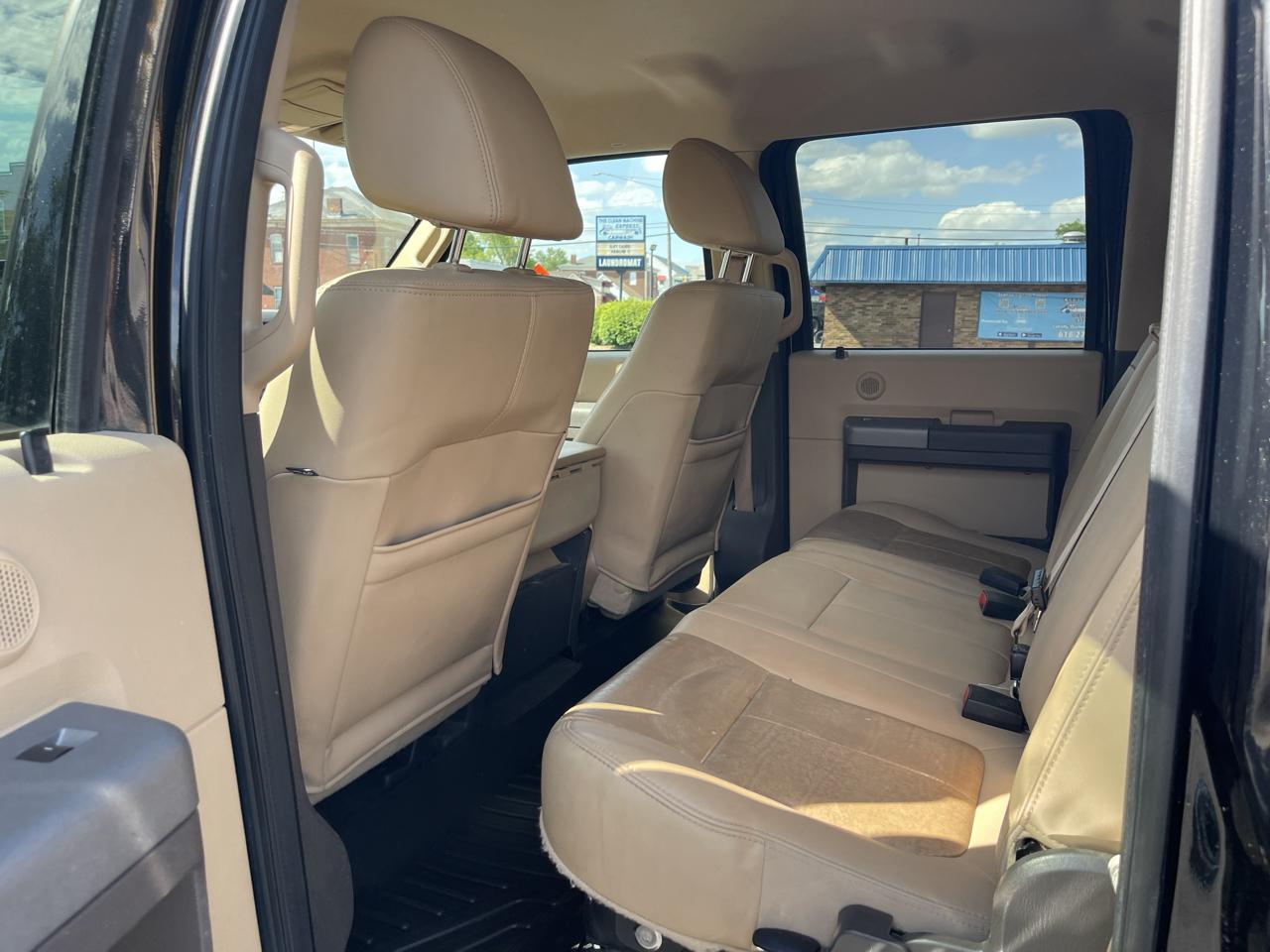 Ford F-350 SD Lariat Crew Cab 4WD 2011