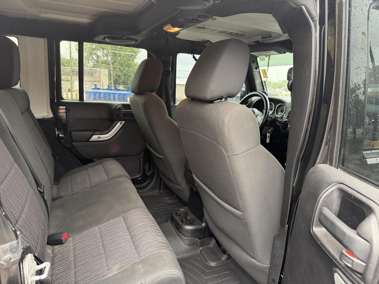 Jeep Wrangler Unlimited Rubicon 4WD 2012