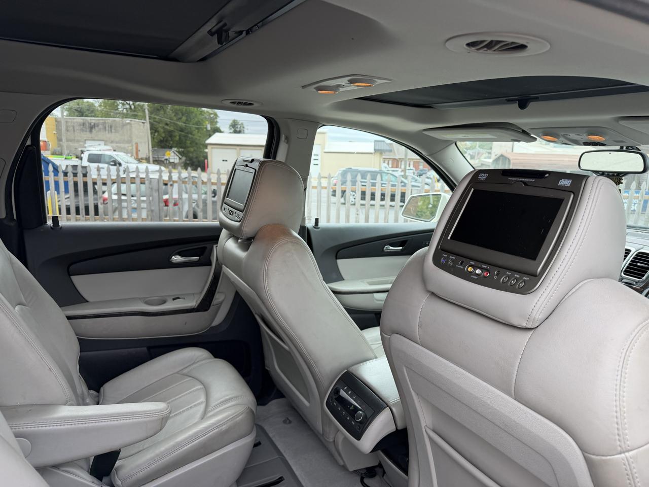 GMC Acadia Denali AWD 2011
