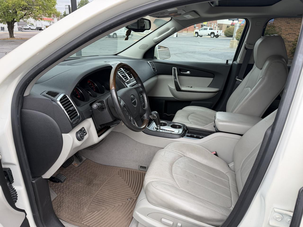 GMC Acadia Denali AWD 2011