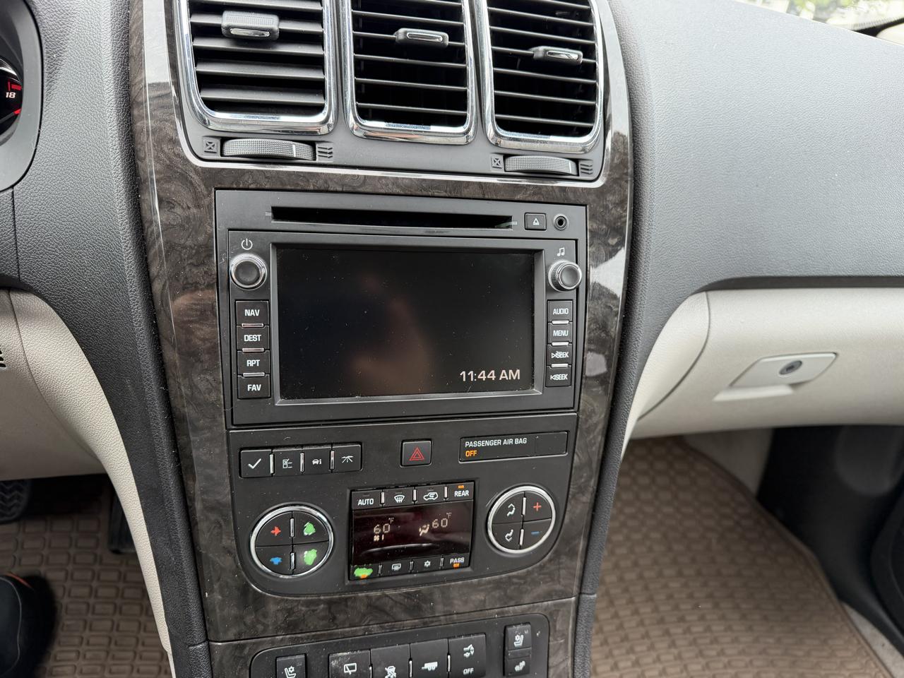 GMC Acadia Denali AWD 2011