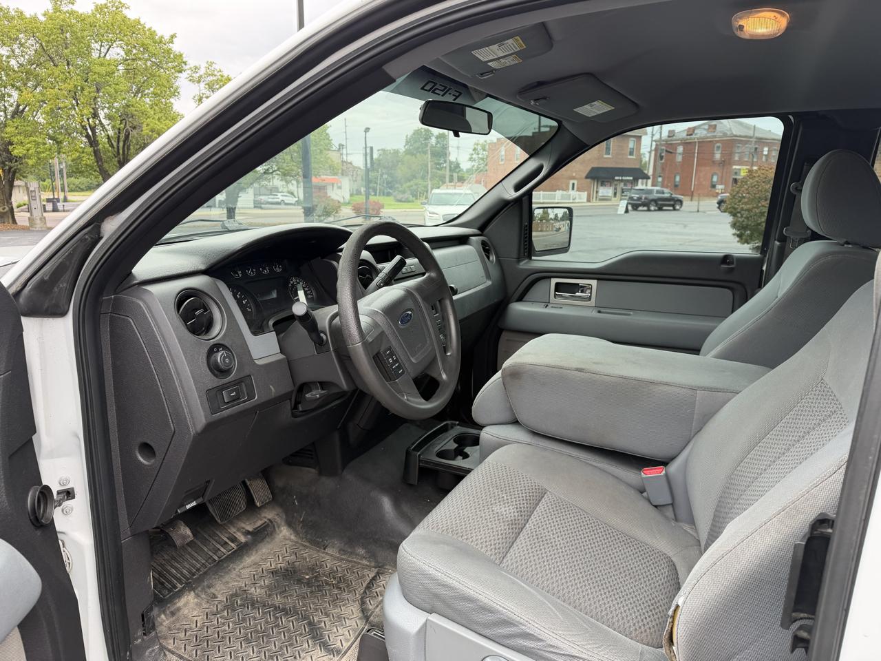 Ford F-150 2WD Supercab 163" XL 2011