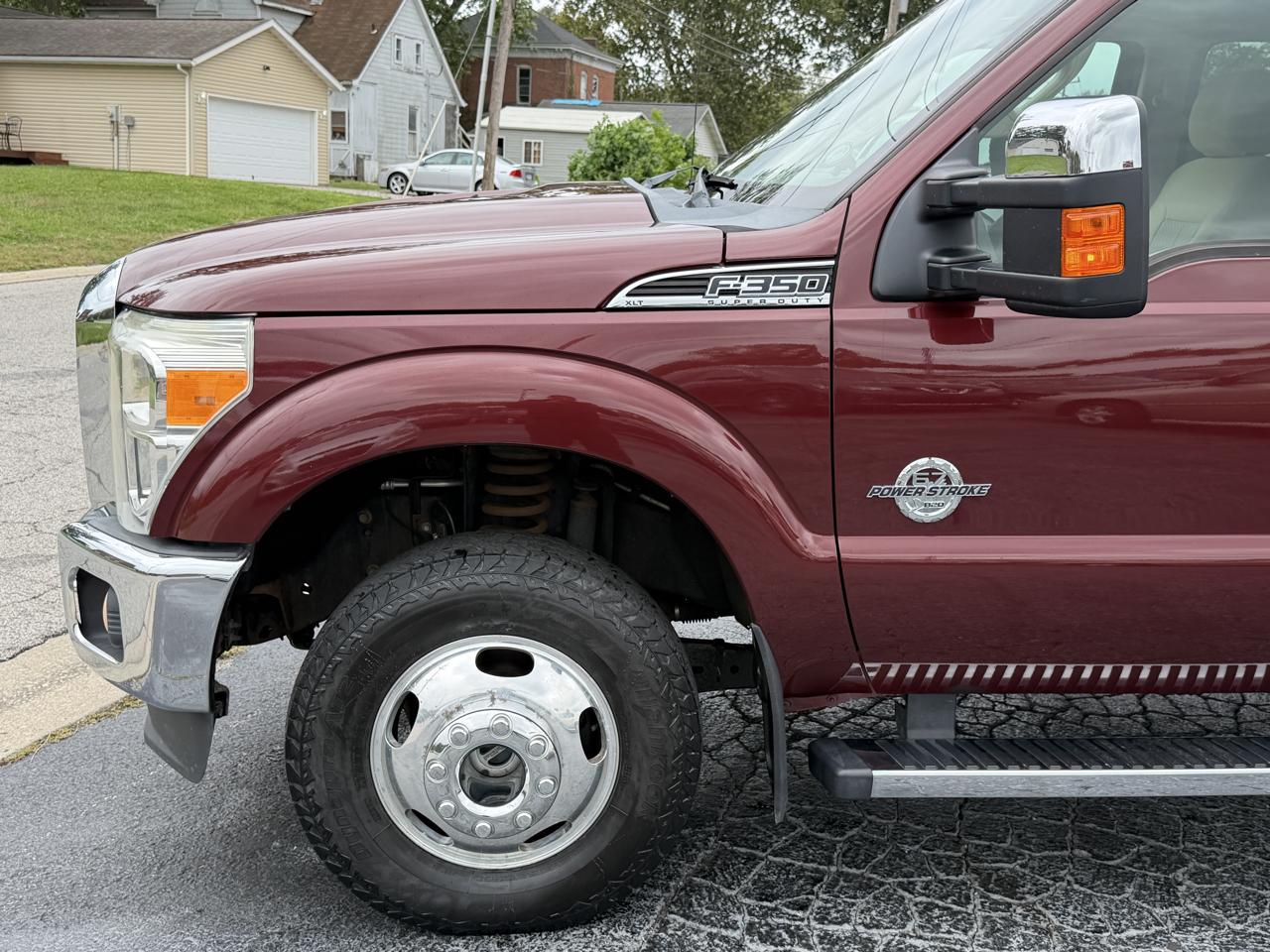 Ford F-350 SD XLT Crew Cab Long Bed DRW 4WD 2012