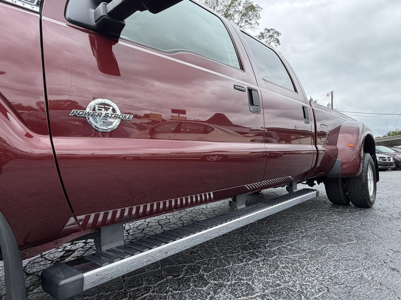 Ford F-350 SD XLT Crew Cab Long Bed DRW 4WD 2012