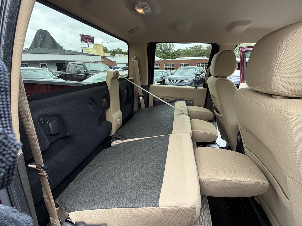 Ford F-350 SD XLT Crew Cab Long Bed DRW 4WD 2012