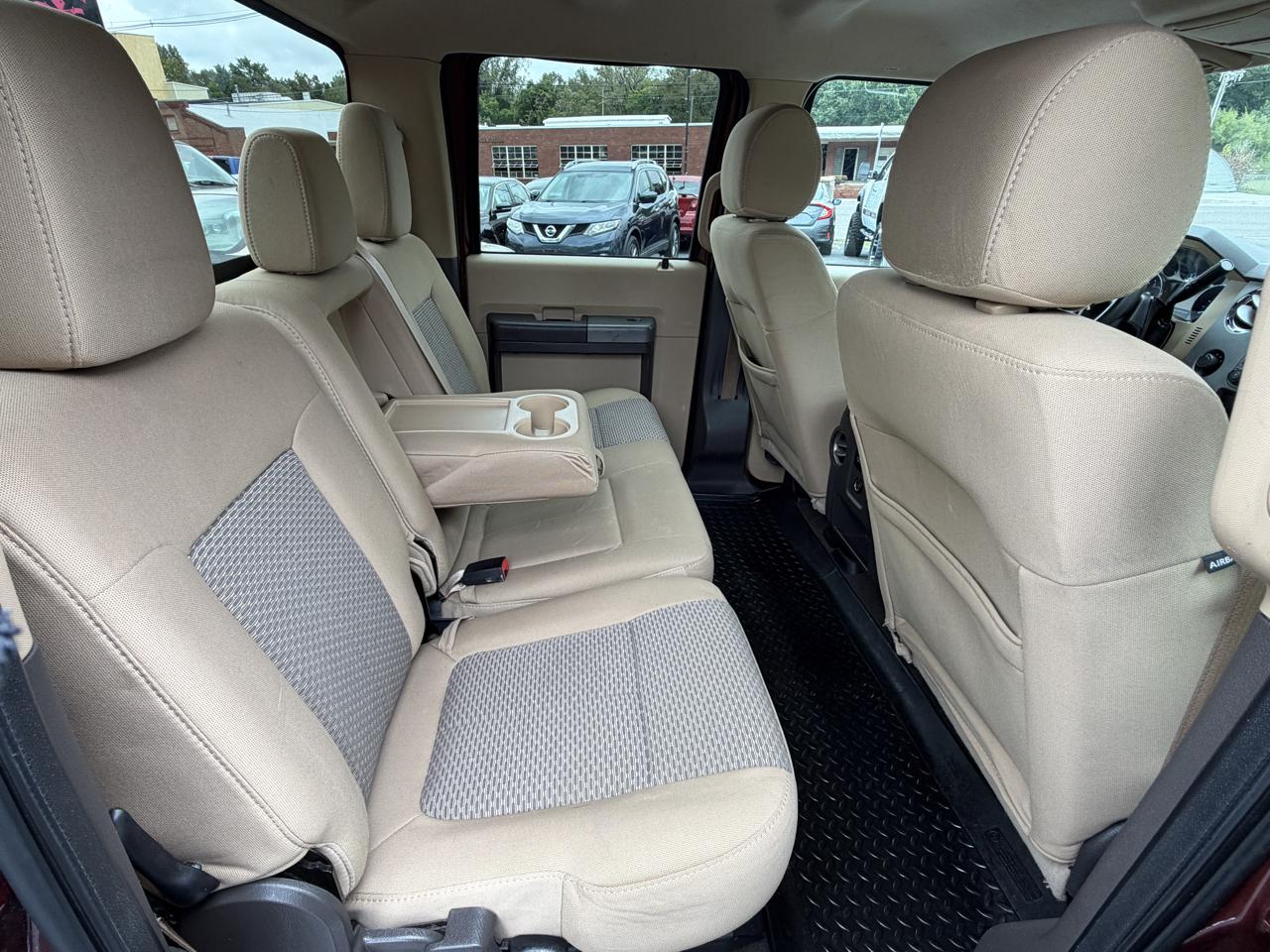 Ford F-350 SD XLT Crew Cab Long Bed DRW 4WD 2012