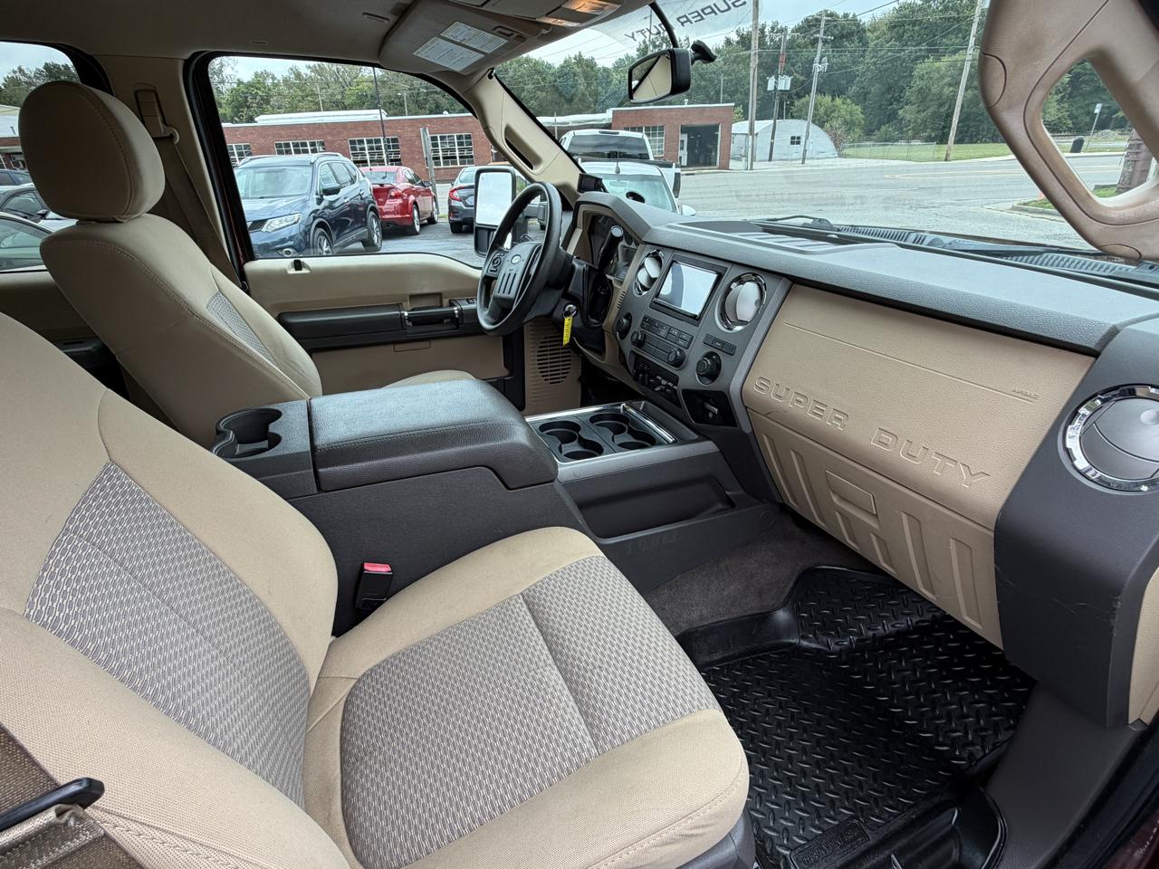 Ford F-350 SD XLT Crew Cab Long Bed DRW 4WD 2012