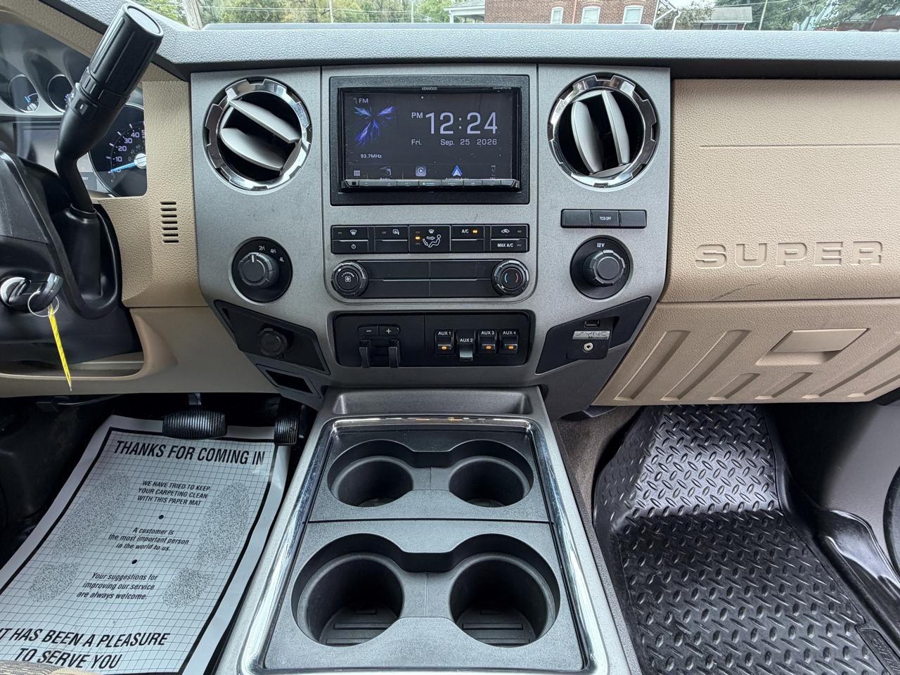 Ford F-350 SD XLT Crew Cab Long Bed DRW 4WD 2012